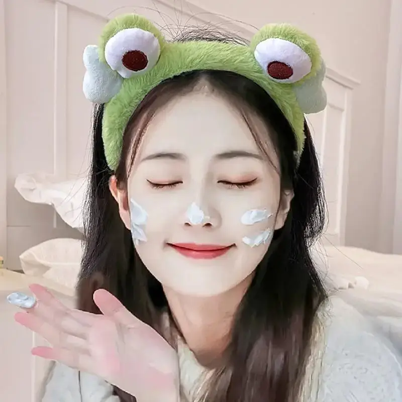 Plush Green Frog Hair Band for Women - Image 4