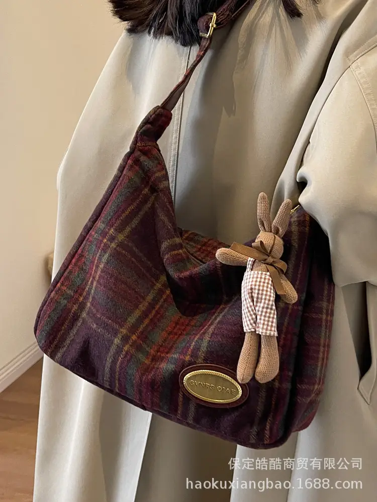 Women's Woolen Shoulder Bag 2023 New Style - Image 9