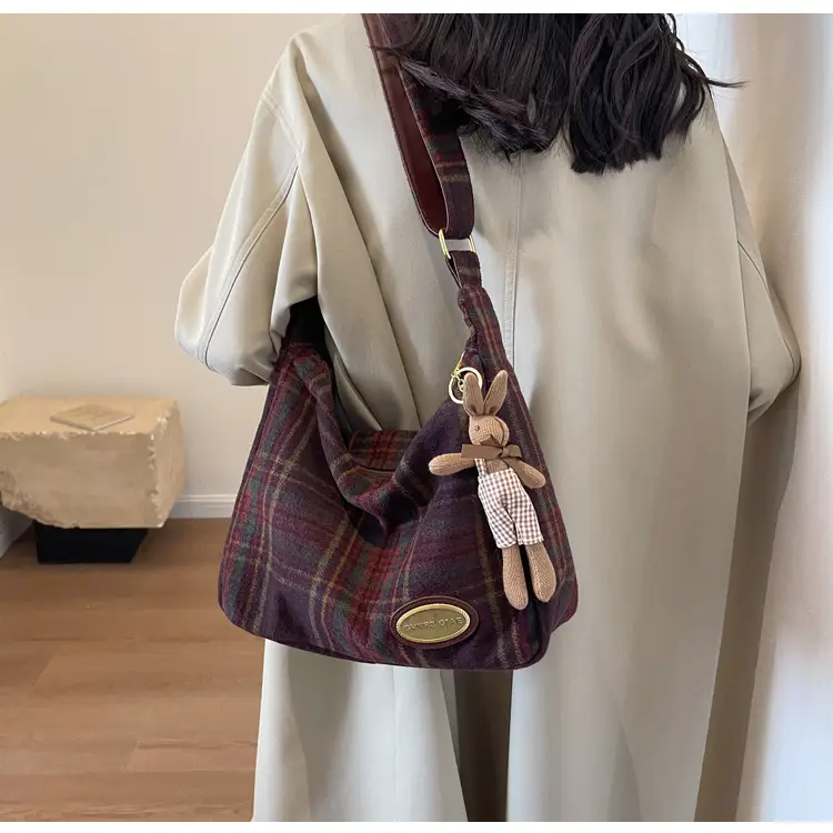 Women's Woolen Shoulder Bag 2023 New Style — feature 16