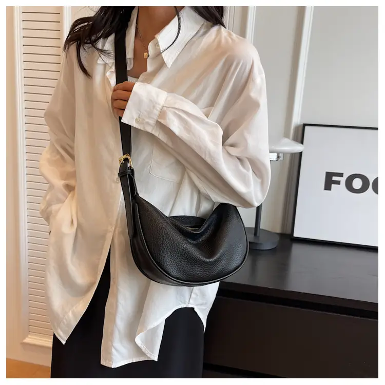 Women's Large Capacity Shoulder Crossbody Bag Cream New 2026 — feature 33