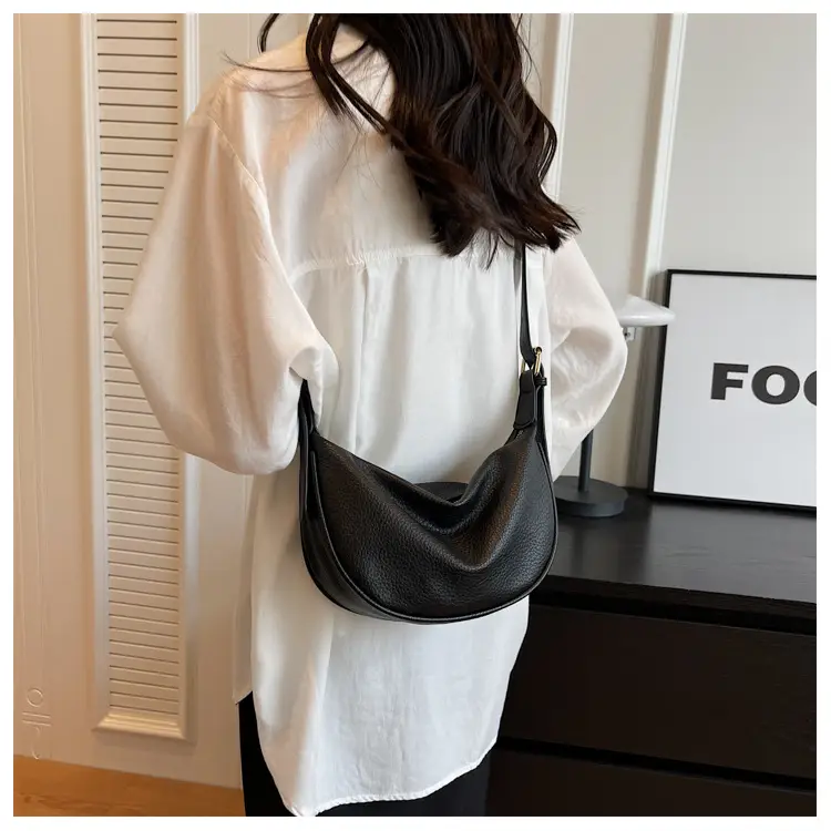 Women's Large Capacity Shoulder Crossbody Bag Cream New 2026 — feature 35