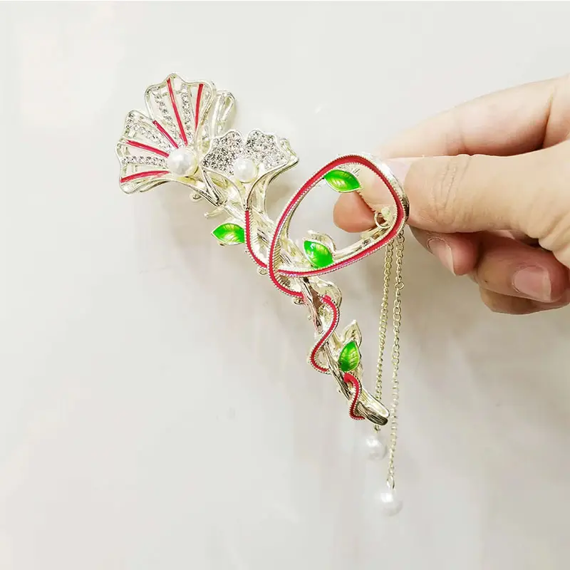 Gold Pearl Tassel Hairpin with Green Emerald Clips