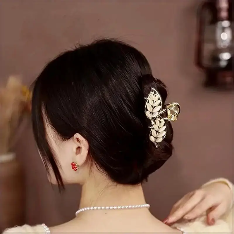 Gold Pearl Tassel Hairpin with Green Emerald Clips