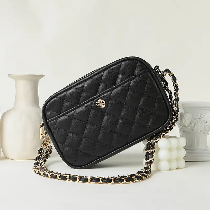 Trendy Women's Quilted Chain Bag Set White & Beige - Image 5