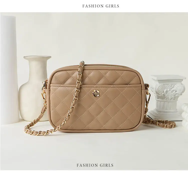 Trendy Women's Quilted Chain Bag Set White & Beige — feature 13