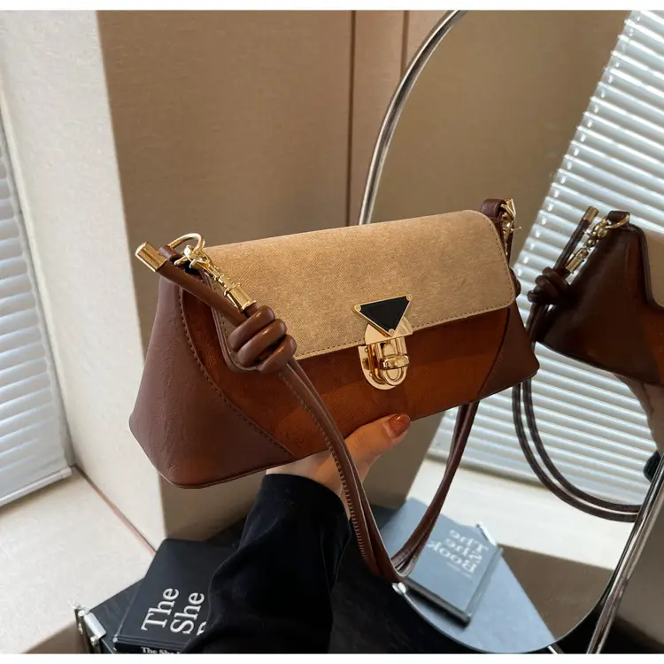 Women's Black Leather Shoulder Bag with Gold Clasp — feature 23