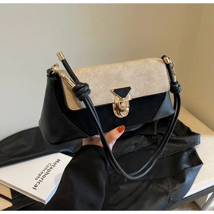 Women's Black Leather Shoulder Bag with Gold Clasp — feature 28