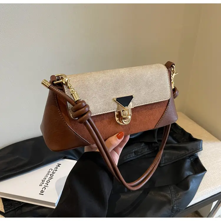 Women's Black Leather Shoulder Bag with Gold Clasp — feature 30