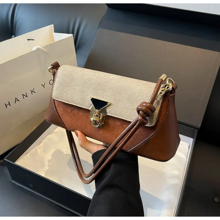 Women's Black Leather Shoulder Bag with Gold Clasp — feature 36