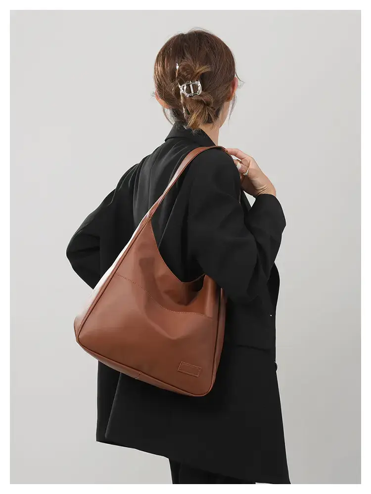 Women's Retro Shoulder Bag Brown Large Capacity 2023 — feature 21