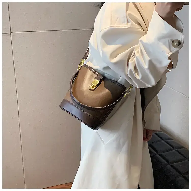 Women Retro Brown Crossbody Bag 2023 — feature 45
