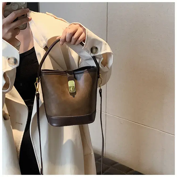 Women Retro Brown Crossbody Bag 2023 — feature 48