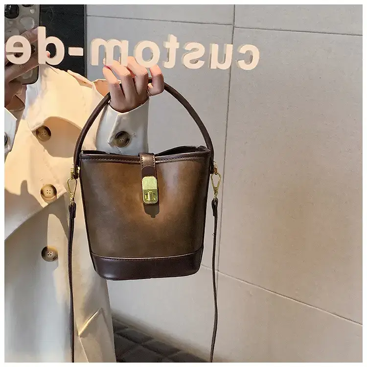 Women Retro Brown Crossbody Bag 2023 — feature 49
