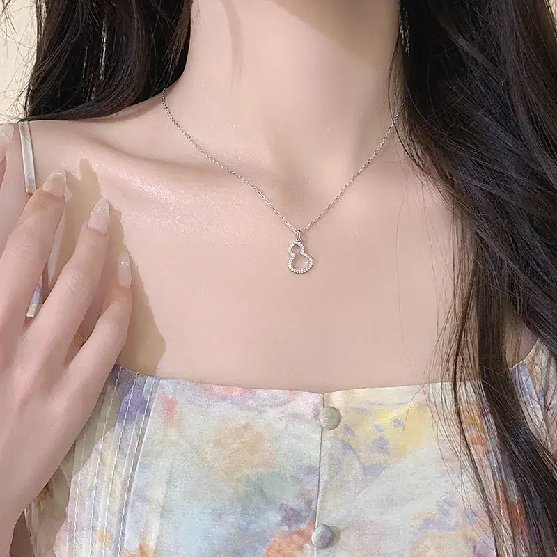 Women's Light Luxury Pearl Clavicle Necklace Niche Design - Image 133
