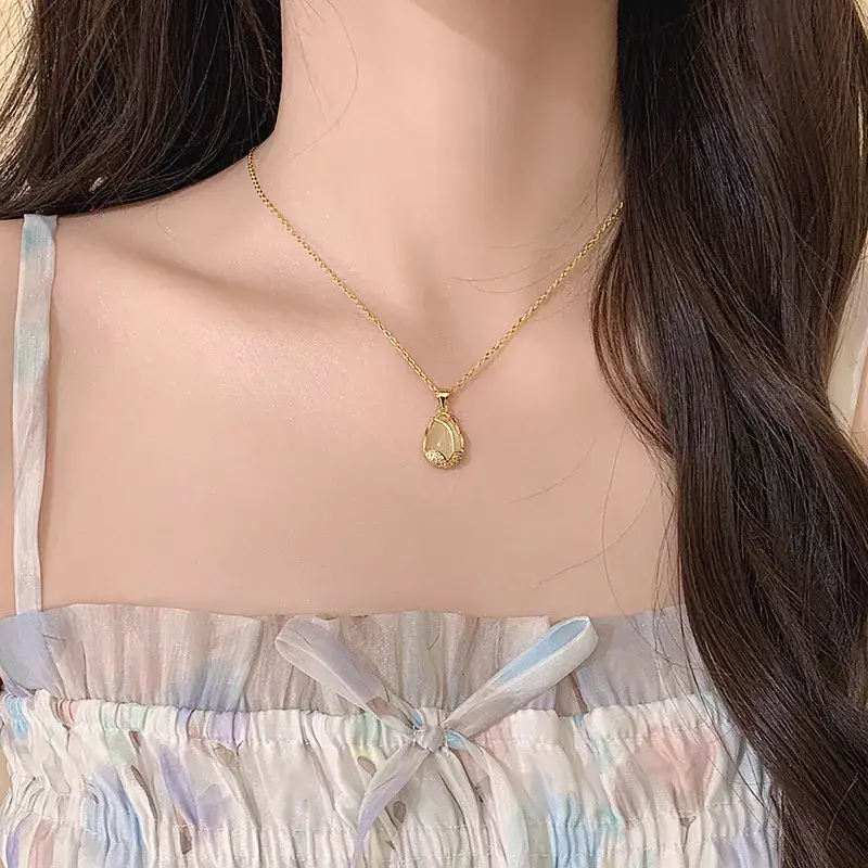 Women's Light Luxury Pearl Clavicle Necklace Niche Design - Image 138