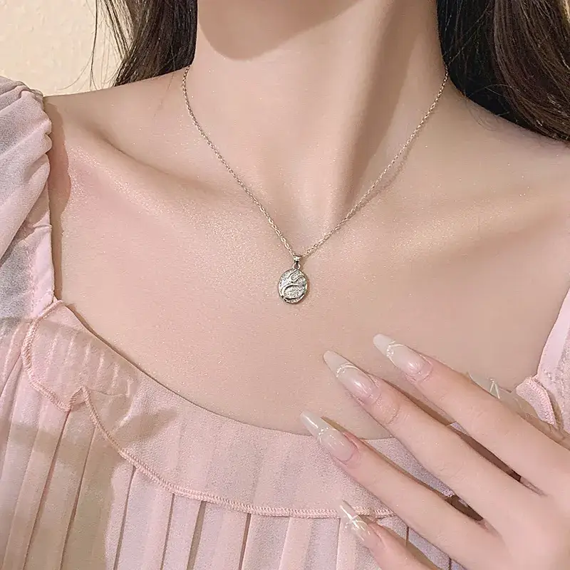 Women's Light Luxury Pearl Clavicle Necklace Niche Design - Image 144