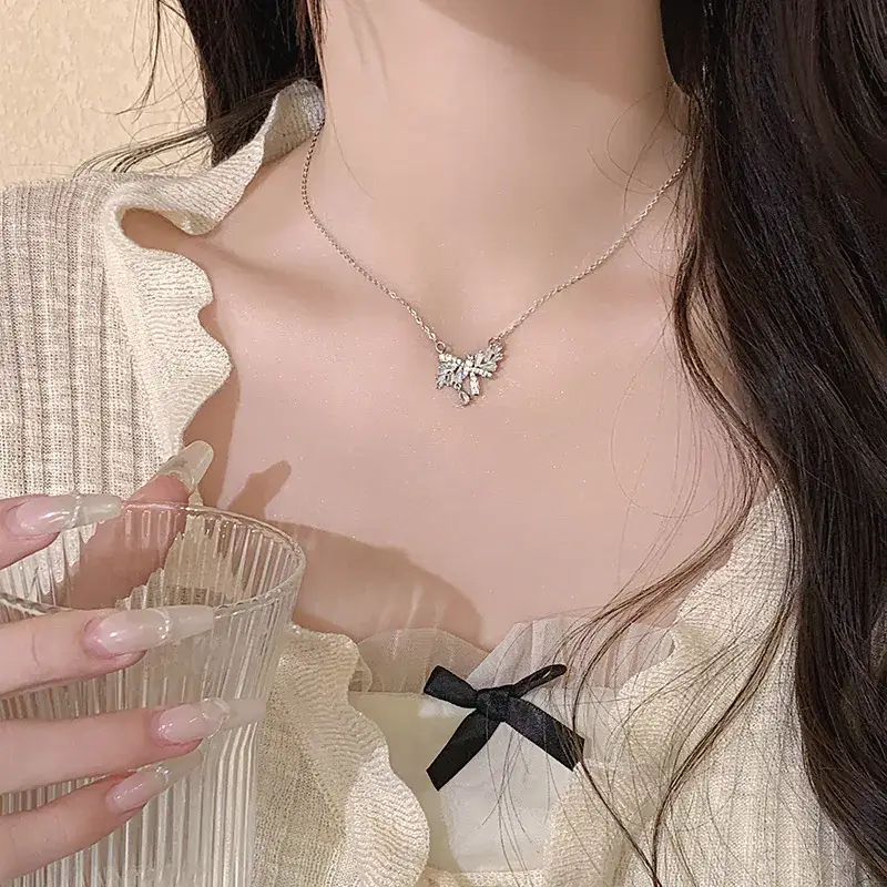 Women's Light Luxury Pearl Clavicle Necklace Niche Design - Image 146