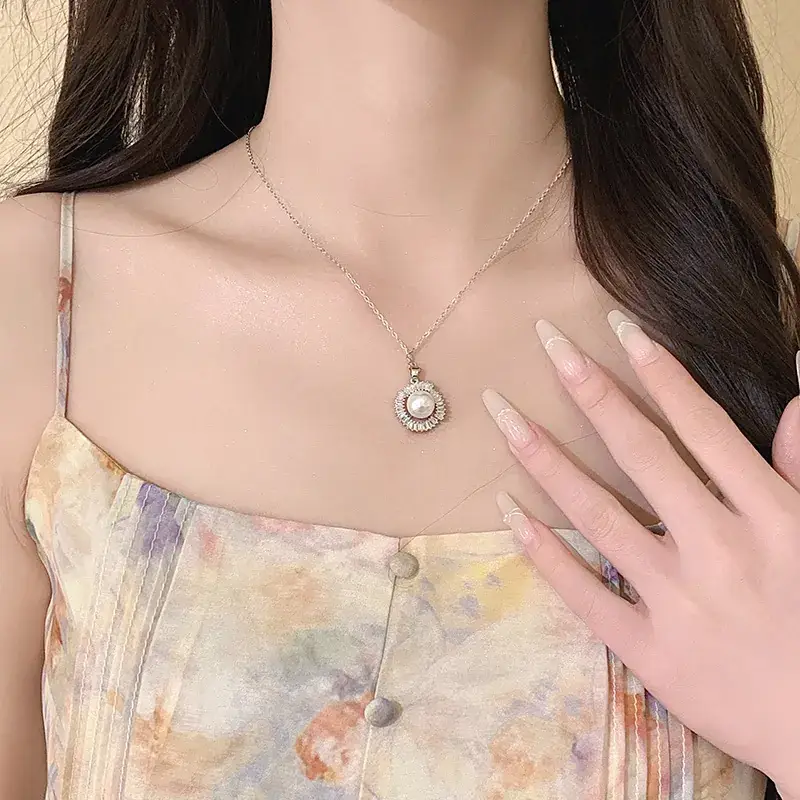 Women's Light Luxury Pearl Clavicle Necklace Niche Design - Image 165