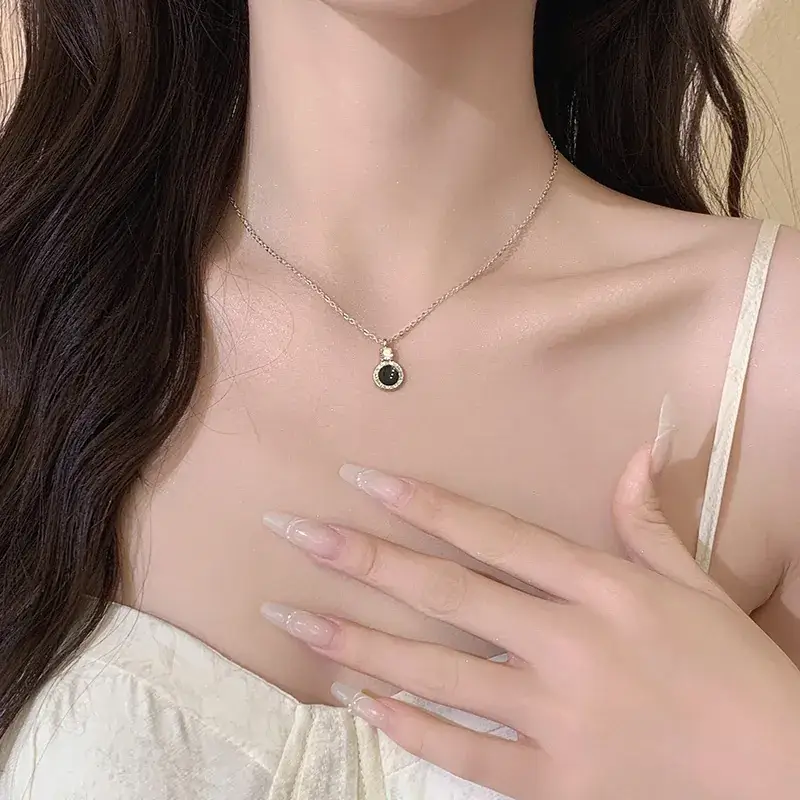 Women's Light Luxury Pearl Clavicle Necklace Niche Design - Image 176