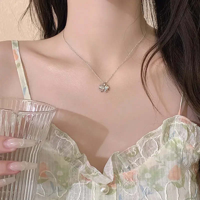 Women's Light Luxury Pearl Clavicle Necklace Niche Design - Image 179