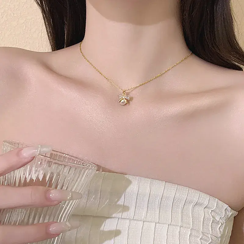 Women's Light Luxury Pearl Clavicle Necklace Niche Design - Image 191