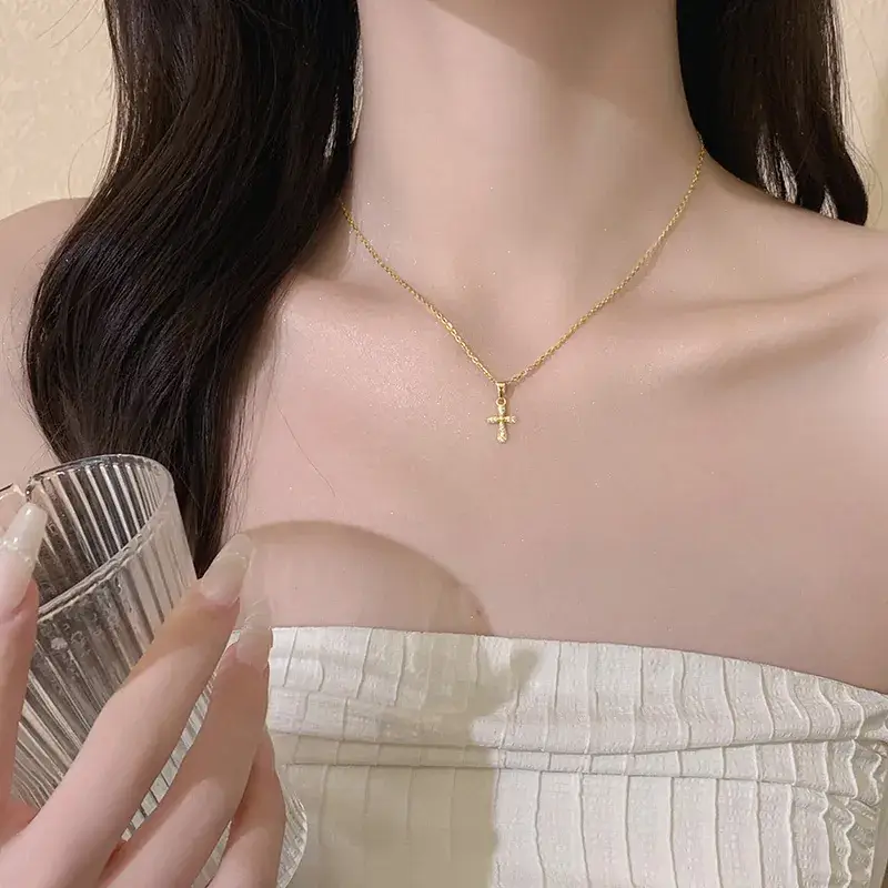 Women's Light Luxury Pearl Clavicle Necklace Niche Design - Image 194
