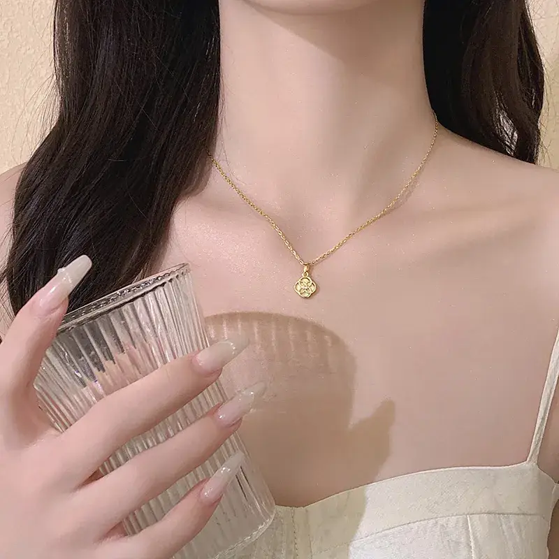 Women's Light Luxury Pearl Clavicle Necklace Niche Design - Image 204