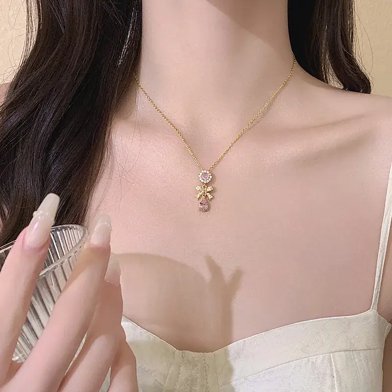 Women's Light Luxury Pearl Clavicle Necklace Niche Design - Image 220