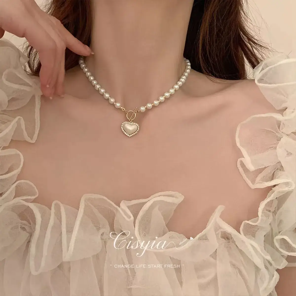 Women's Light Luxury Pearl Clavicle Necklace Niche Design - Image 29