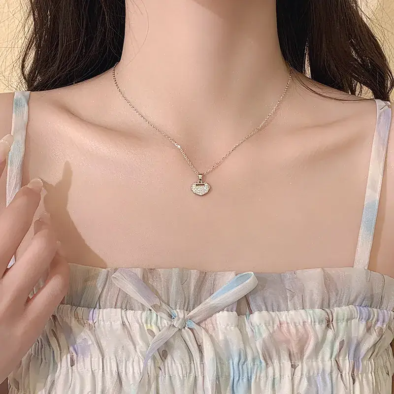 Women's Light Luxury Pearl Clavicle Necklace Niche Design - Image 96