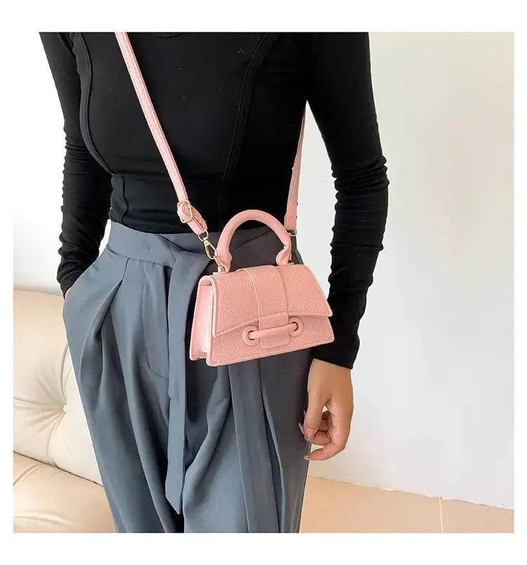 Brown Leather Shoulder Messenger Bag for Women 2023 — feature 14
