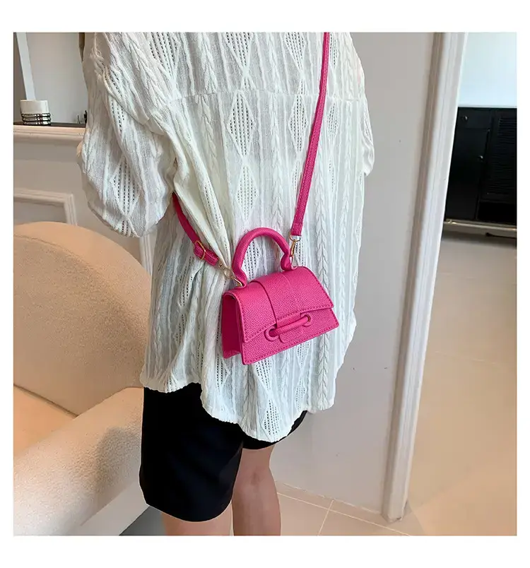 Brown Leather Shoulder Messenger Bag for Women 2023 — feature 21