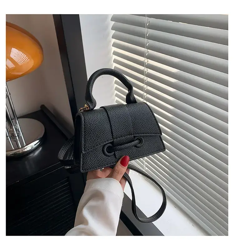 Brown Leather Shoulder Messenger Bag for Women 2023 — feature 24