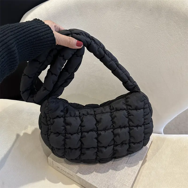 Black Quilted Shoulder Bag for Women 2023 Winter - Image 6