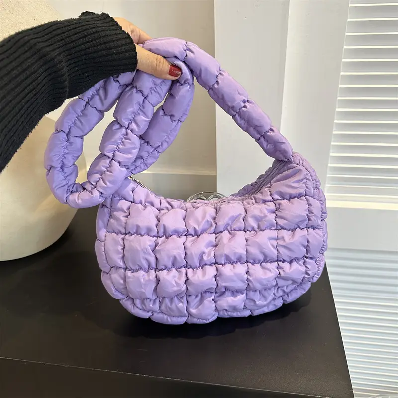 Black Quilted Shoulder Bag for Women 2023 Winter - Image 7