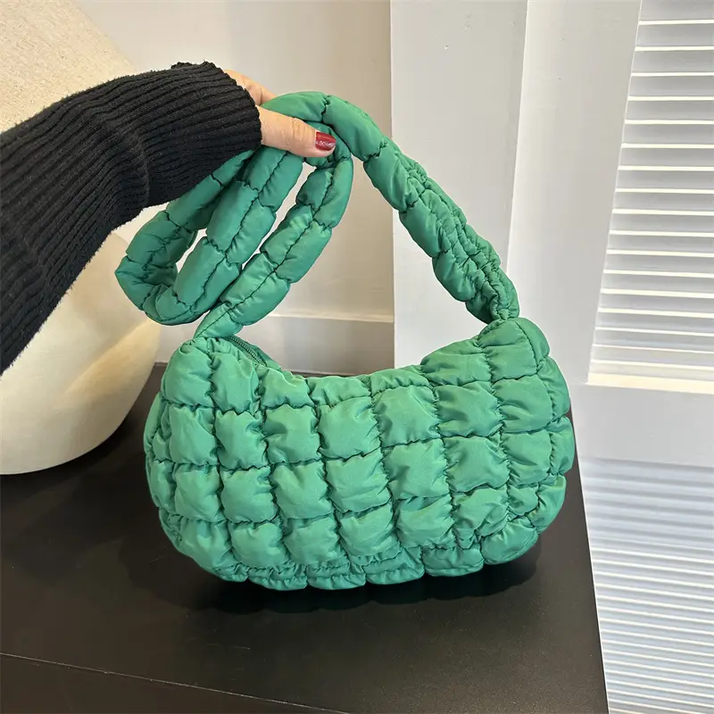 Black Quilted Shoulder Bag for Women 2023 Winter - Image 9