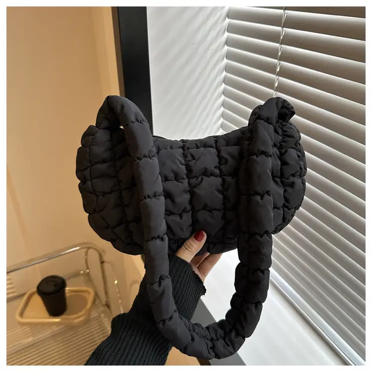 Black Quilted Shoulder Bag for Women 2023 Winter — feature 22