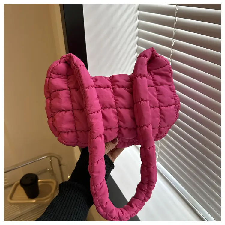 Black Quilted Shoulder Bag for Women 2023 Winter — feature 23