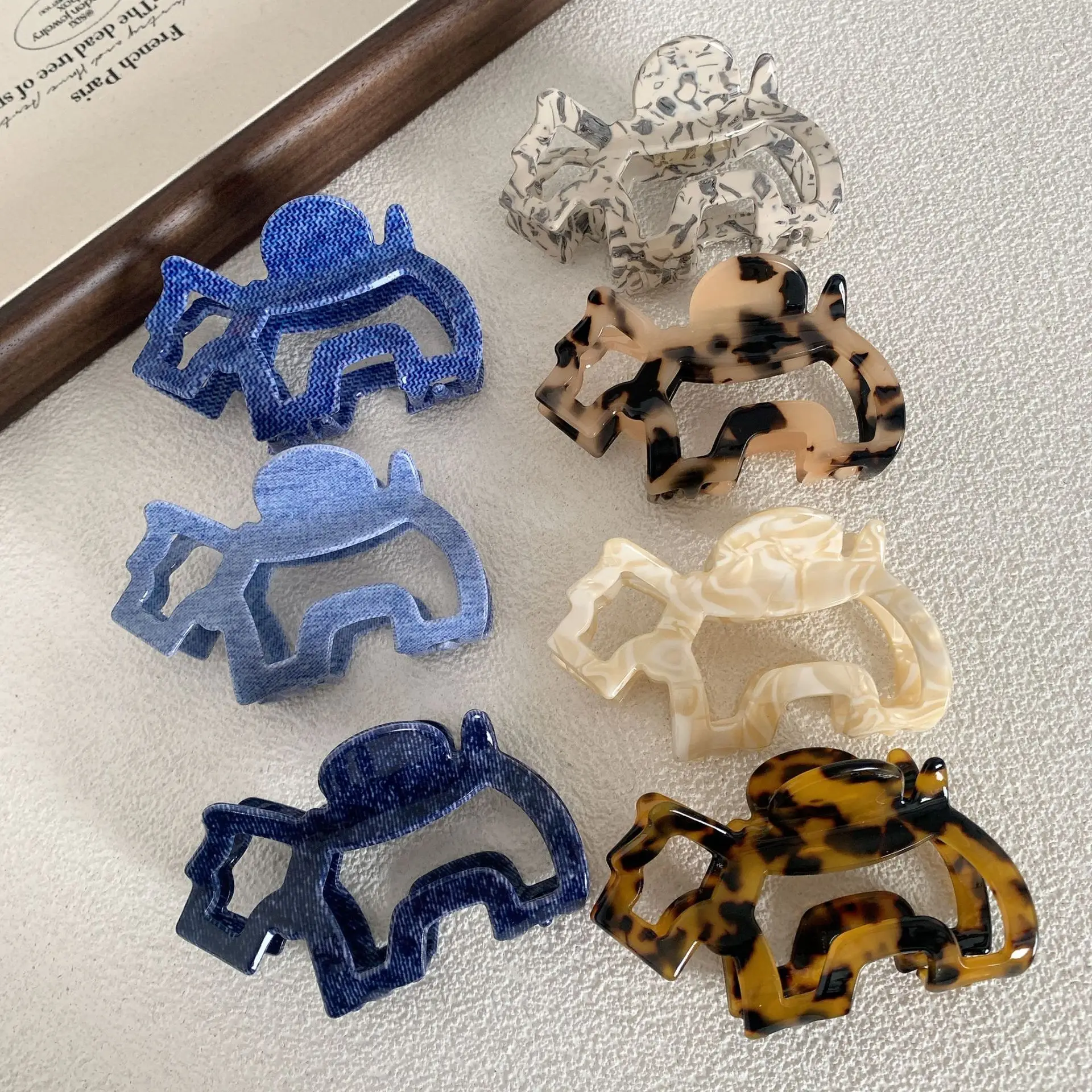 Blue Glitter Dog Hair Clip for Girls - Image 9