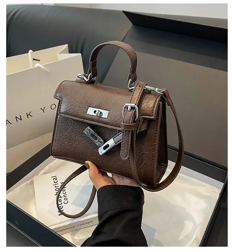 Women Shoulder Messenger Bag Brown Leather 2023 — feature 1