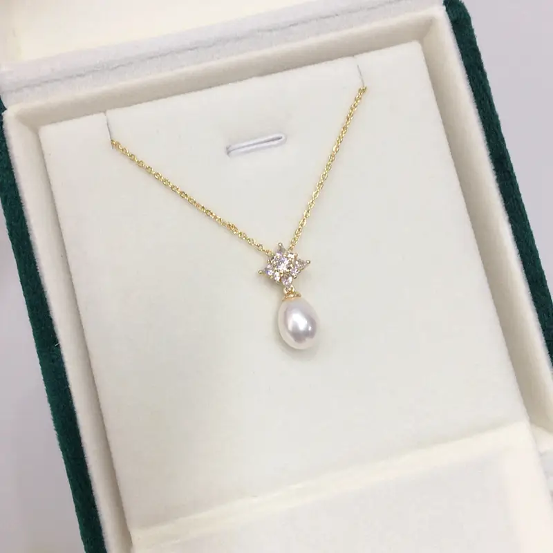 Natural Freshwater Pearl Necklace with Starlight Pendant - Image 3
