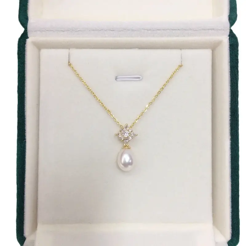 Natural Freshwater Pearl Necklace with Starlight Pendant - Image 6