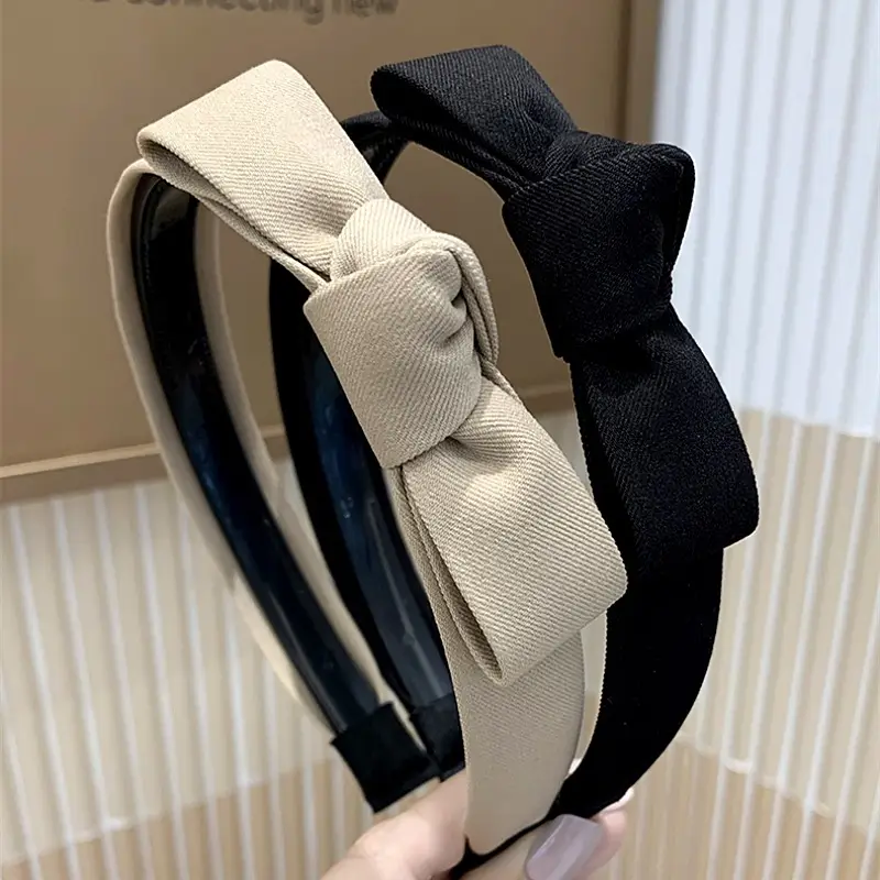 Korean Style Bow Hairpin Headband with Black & Beige — feature 3
