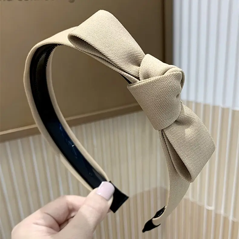 Korean Style Bow Hairpin Headband with Black & Beige — feature 7