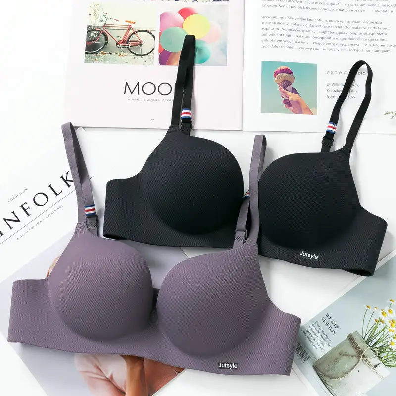 French simple one-piece seamless wireless bra girl thick cup small chest push up adjustable student underwear — feature 4