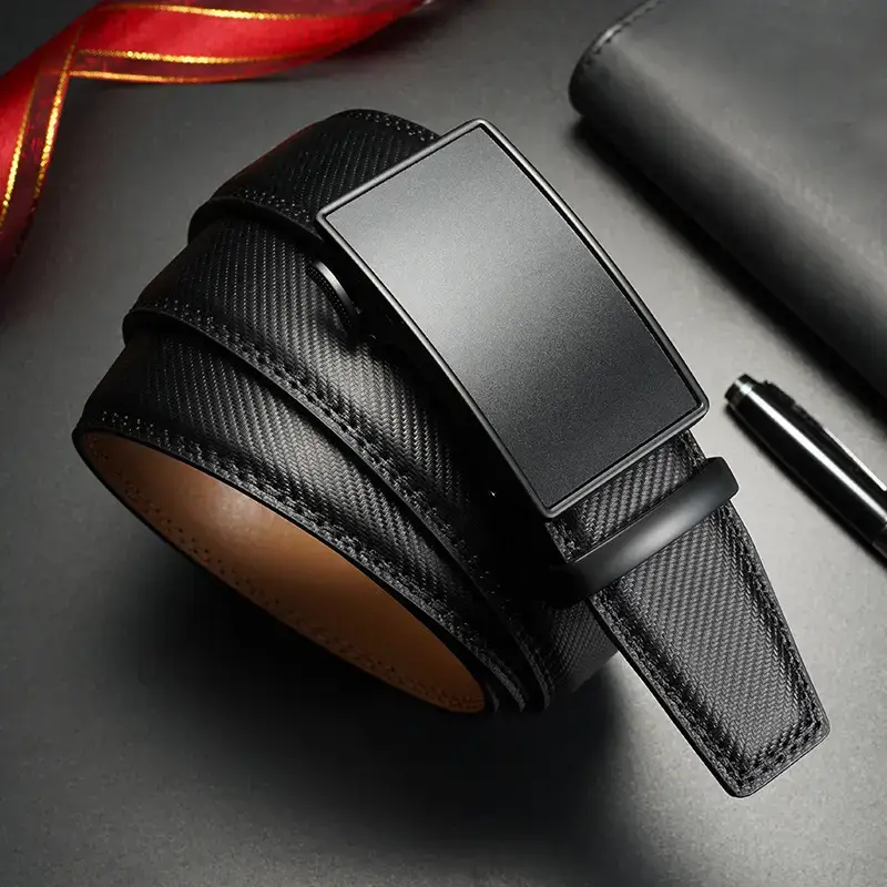 Men's Black Leather Belt with Buckle Design - Image 2