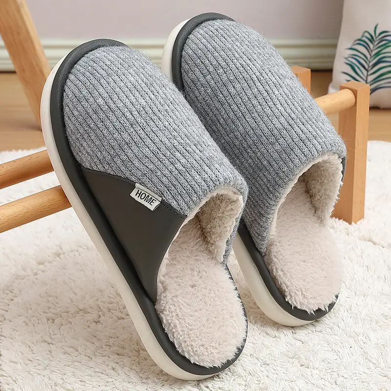Men's Grey Wool Slippers for Winter Indoor Use - Image 2