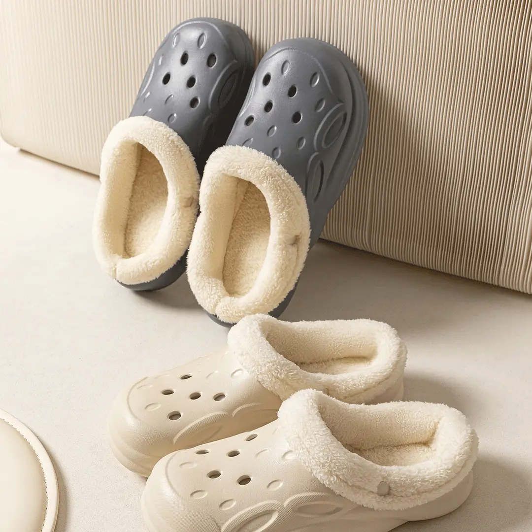 Couple's Clogs with Fleece Lining, Men's 2026 New Model, Winter Indoor Non-Slip Warm Thick-Soled Cotton Slippers, Women's Outdoor Wear — feature 16