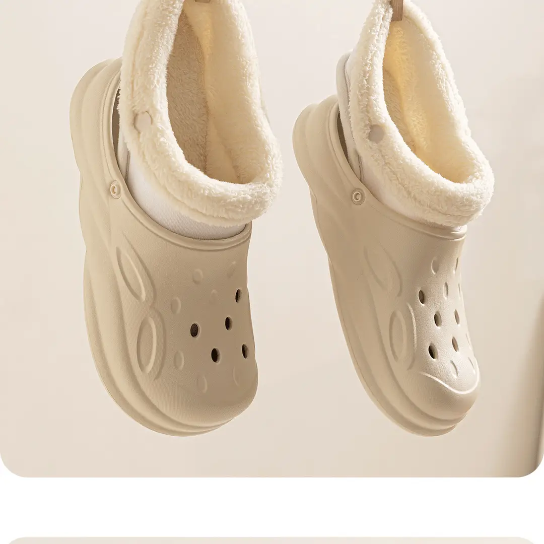 Couple's Clogs with Fleece Lining, Men's 2026 New Model, Winter Indoor Non-Slip Warm Thick-Soled Cotton Slippers, Women's Outdoor Wear — feature 35