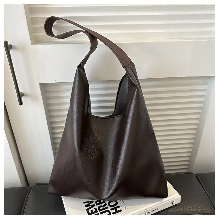 Black Textured Shoulder Bag for Women 2023 — feature 19